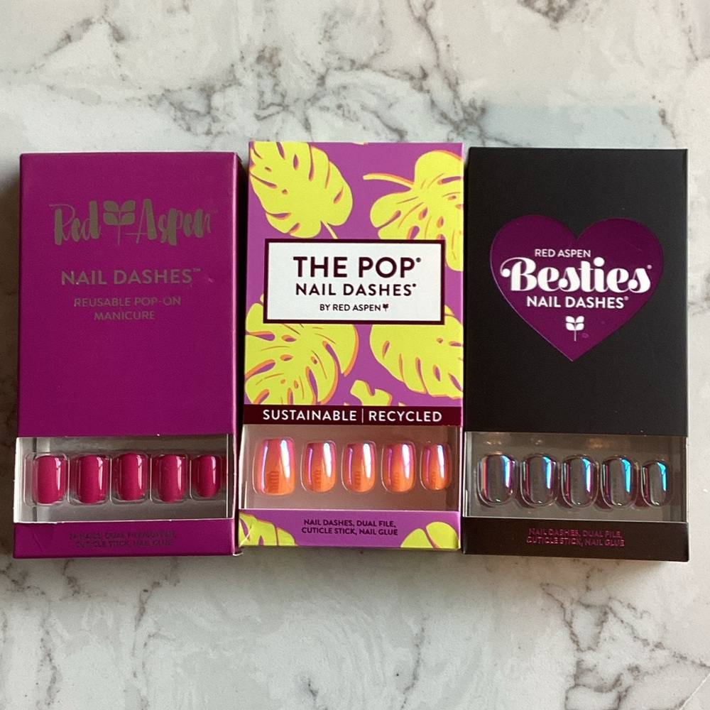 Red Aspen Nail Dashes - Vibrant Press-On Nails Set